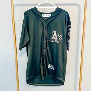 Majestic MLB Oakland Athletics 33 Canseco Salute to Service Jersey in Green NWOT